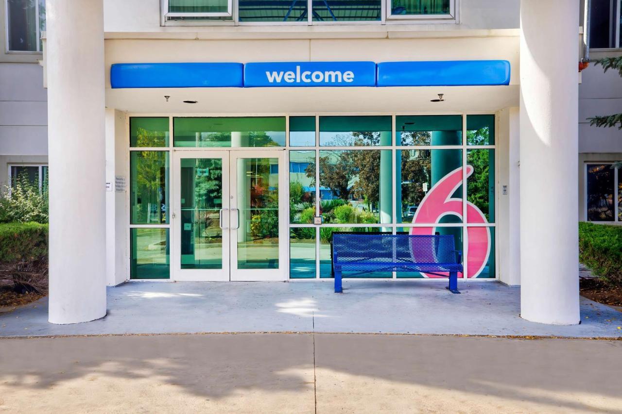 Motel 6-Burlington, On - Toronto West - Oakville Екстериор снимка